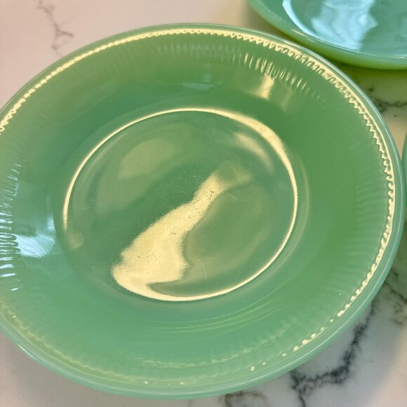 Fire-King Jane Ray Jadeite 7 5/8″ Soup Plate (Set of 3) - Picture 3 of 7